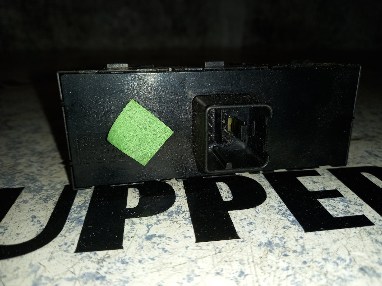 Fensterheberschalter Fahrerseite VW Golf 5 BJ 2003-2010 1K4959857B