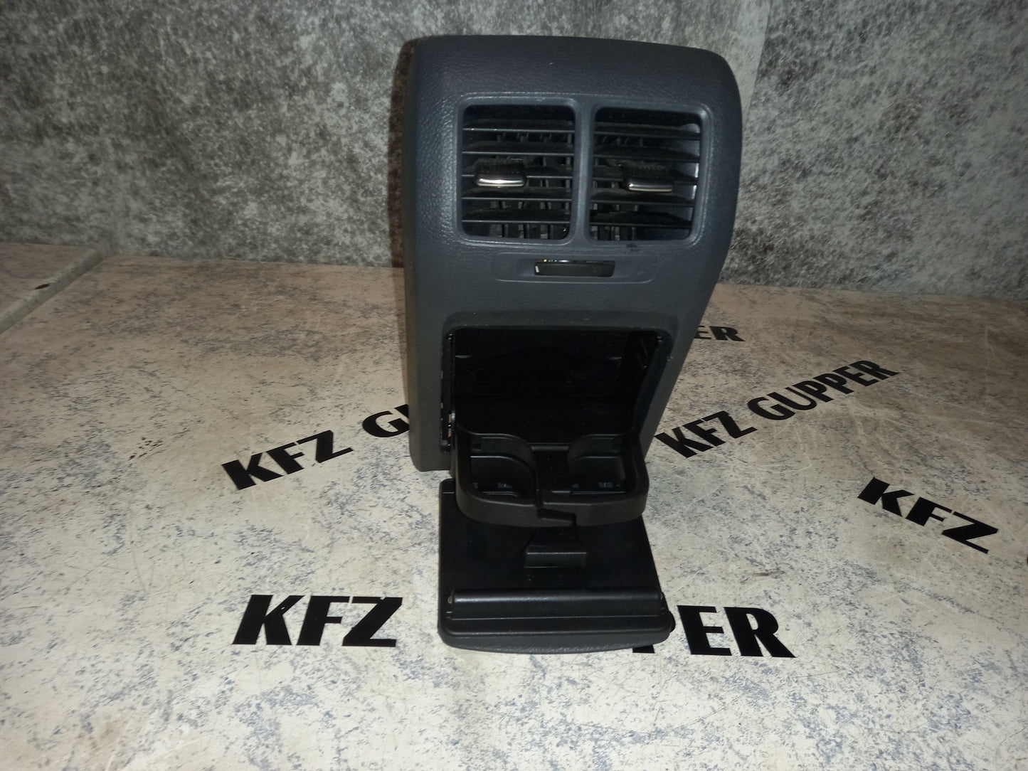 Getränkehalter Hinten VW Golf 5 BJ 2003-2010 1K0862532F