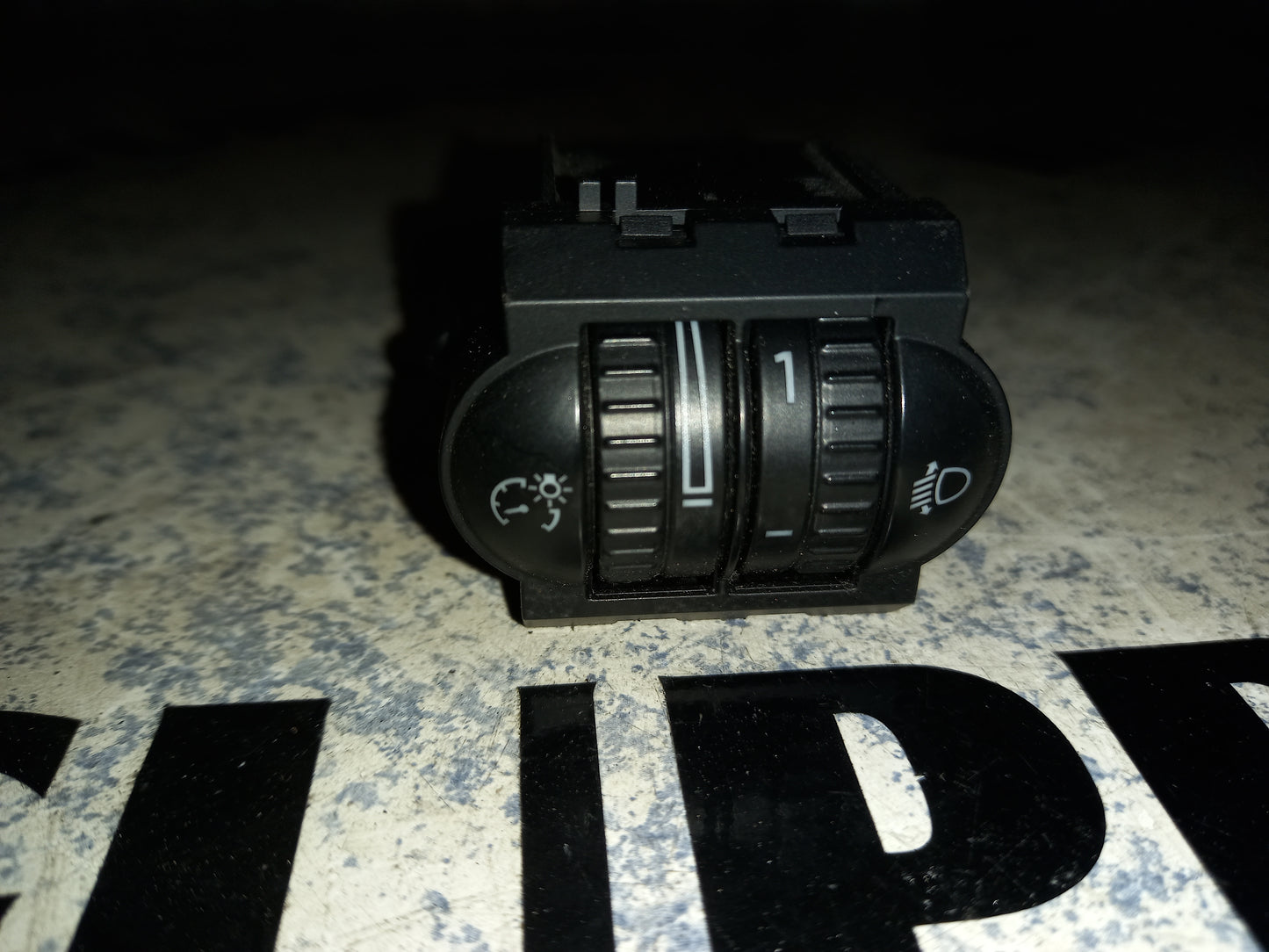 Schalter für Leuchtweitenregulierung VW Golf 5 BJ 2003-2010 1K0941333