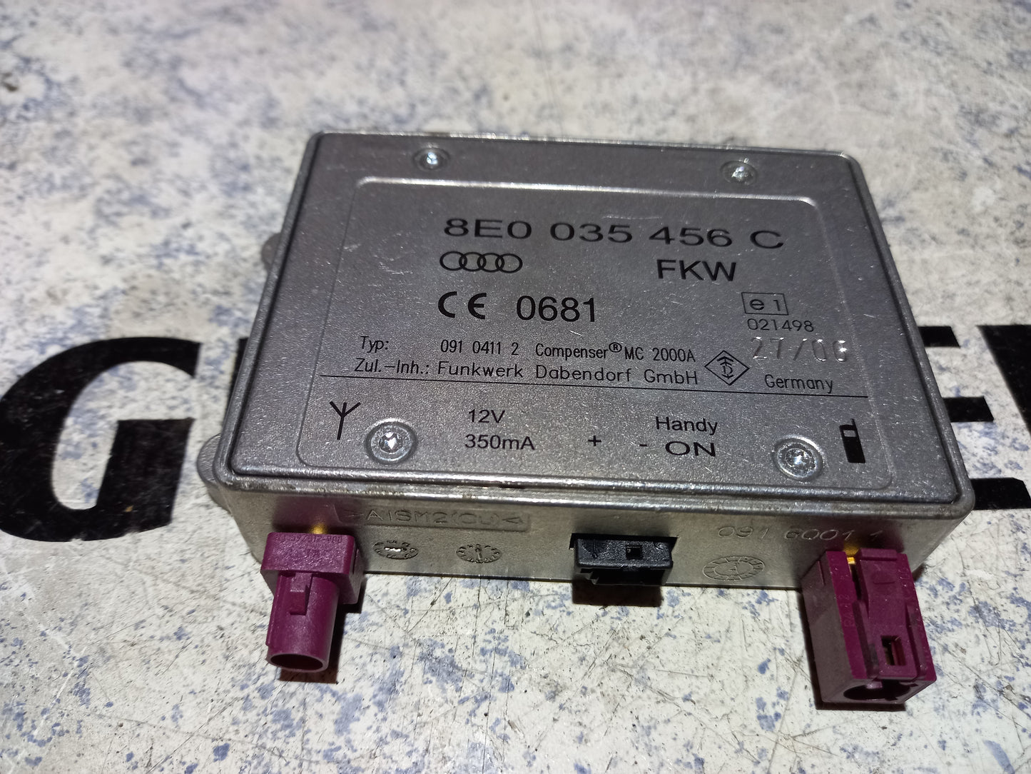 Antennenverstärker Audi A6 4F BJ 2004-2011 8E0035456C