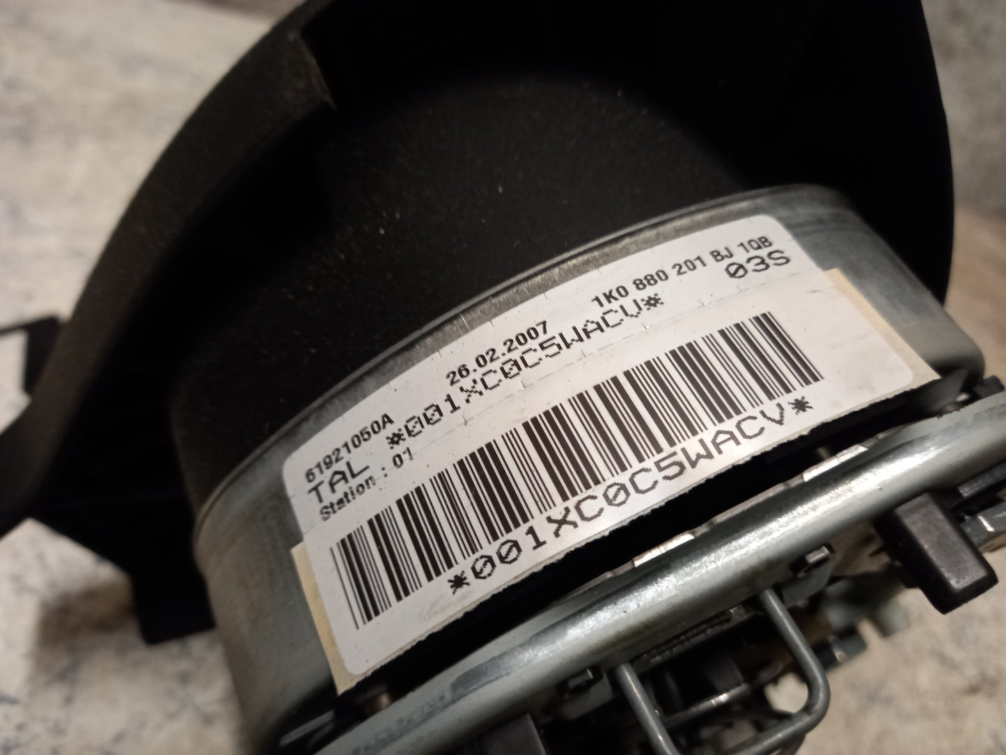 Fahrerairbag VW Golf 5 BJ 2003-2010 1K0880201BJ