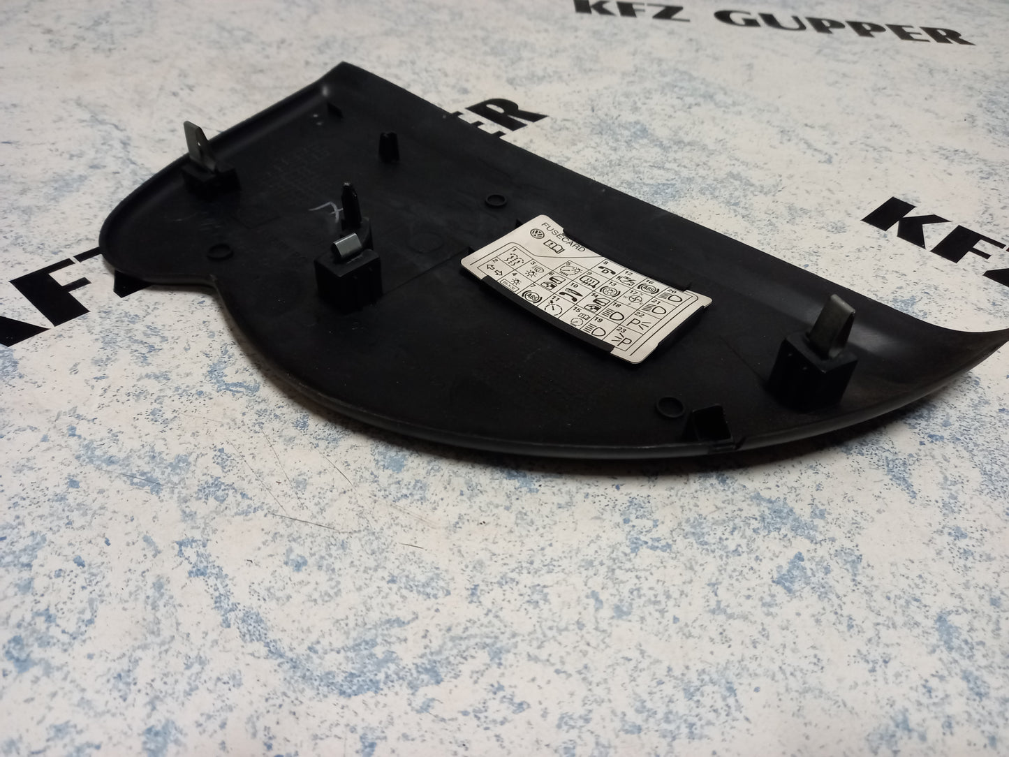 Verkleidung Armaturenbrett Links Fahrerseite VW Passat 3BG BJ 2000-2005 3B0858035