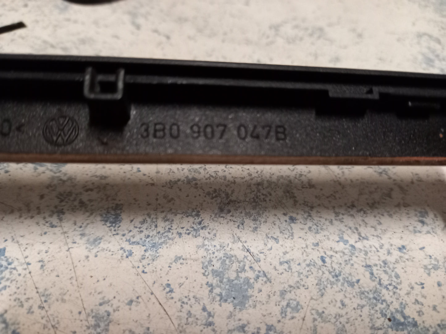 Blende Rahmen Abdeckung Klimabedienteil VW Passat 3BG BJ 2000-2005 3B0907047B