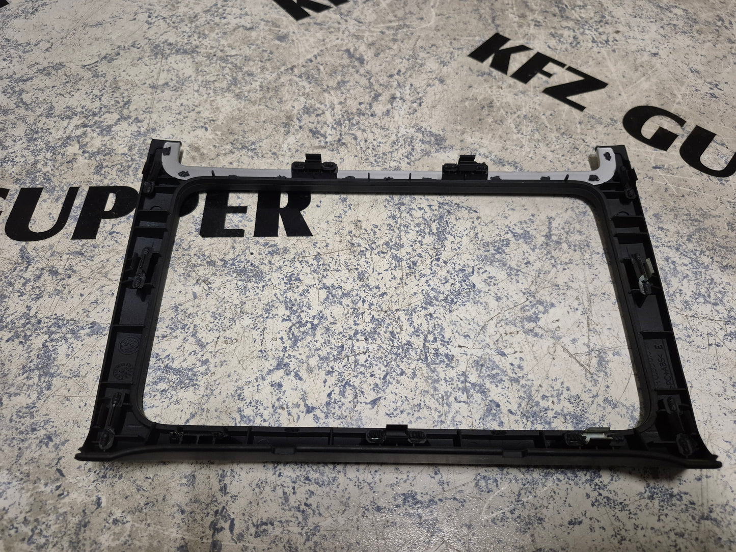 Verkleidung Radio VW Polo 6R BJ 2010-2017 6R0858069E