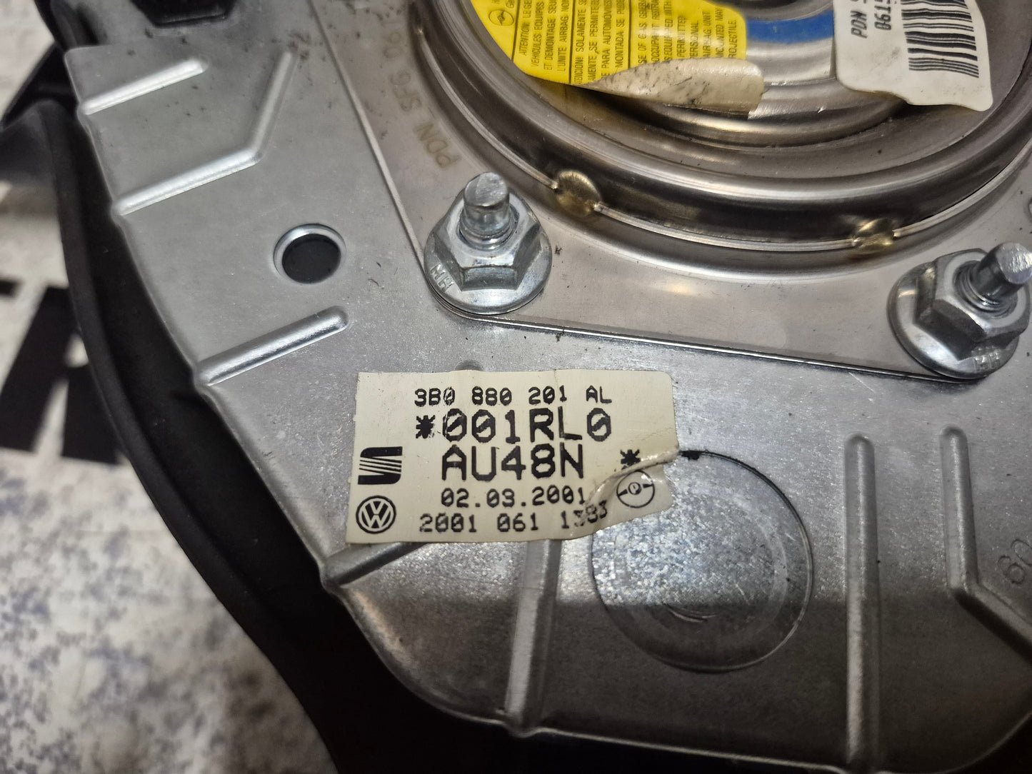 Fahrerairbag VW Golf 4 BJ 1997-2008 3B0880201