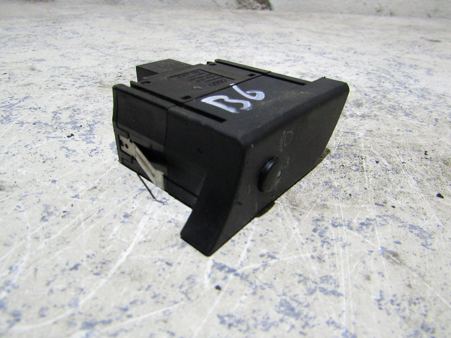 Audi A4 B6 Schalter Höhenregulierung Licht 8E1919094