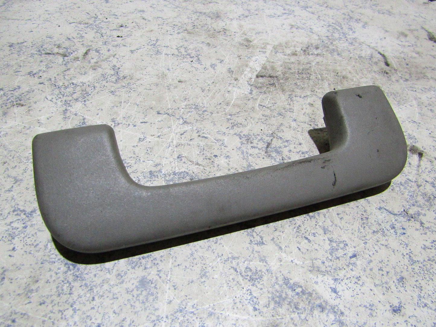 Audi A4 B6 Haltegriff Angstgriff vorne 8E0857607