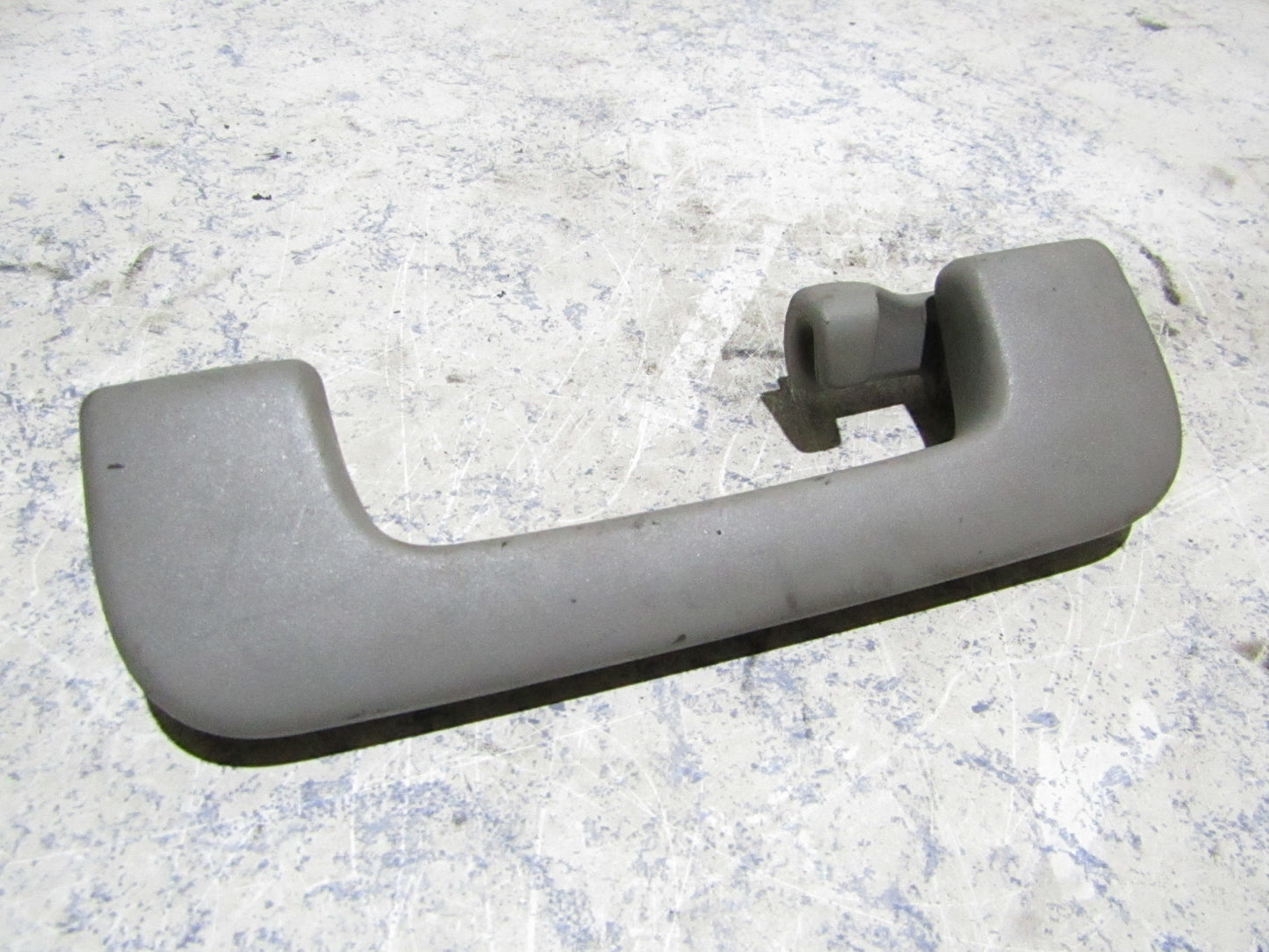 Audi A4 B6 Haltegriff Angstgriff hinten 8E0857608