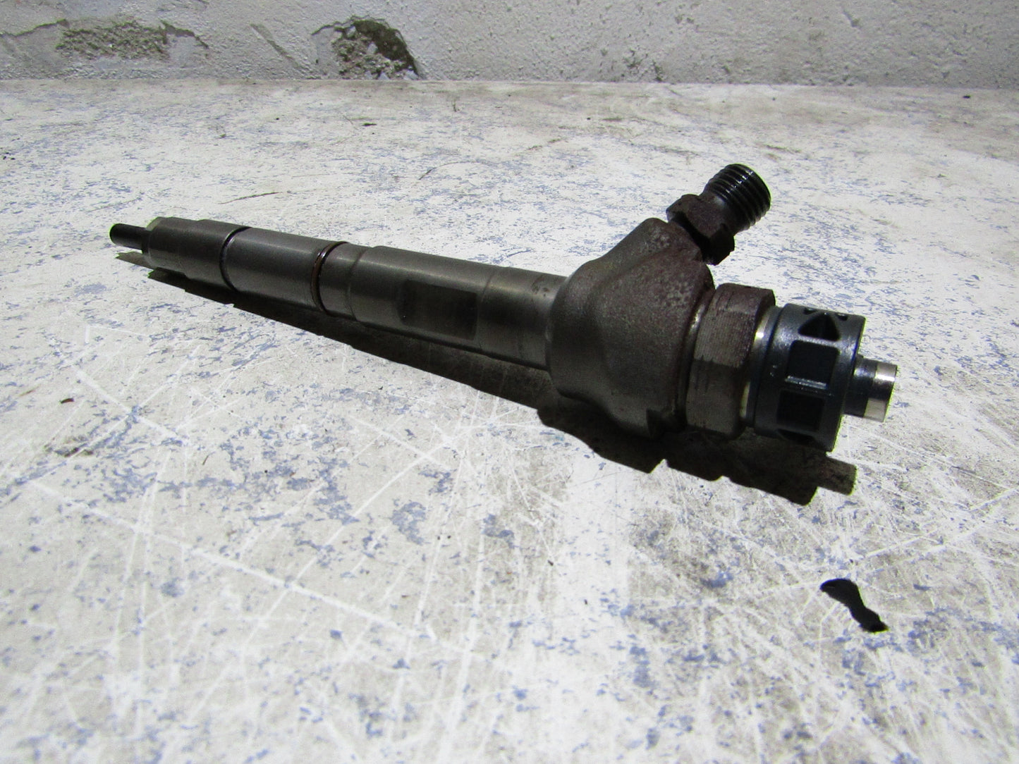 Einspritzdüse Injektor CFFB 2.0 TDI 143 PS 03L130277J