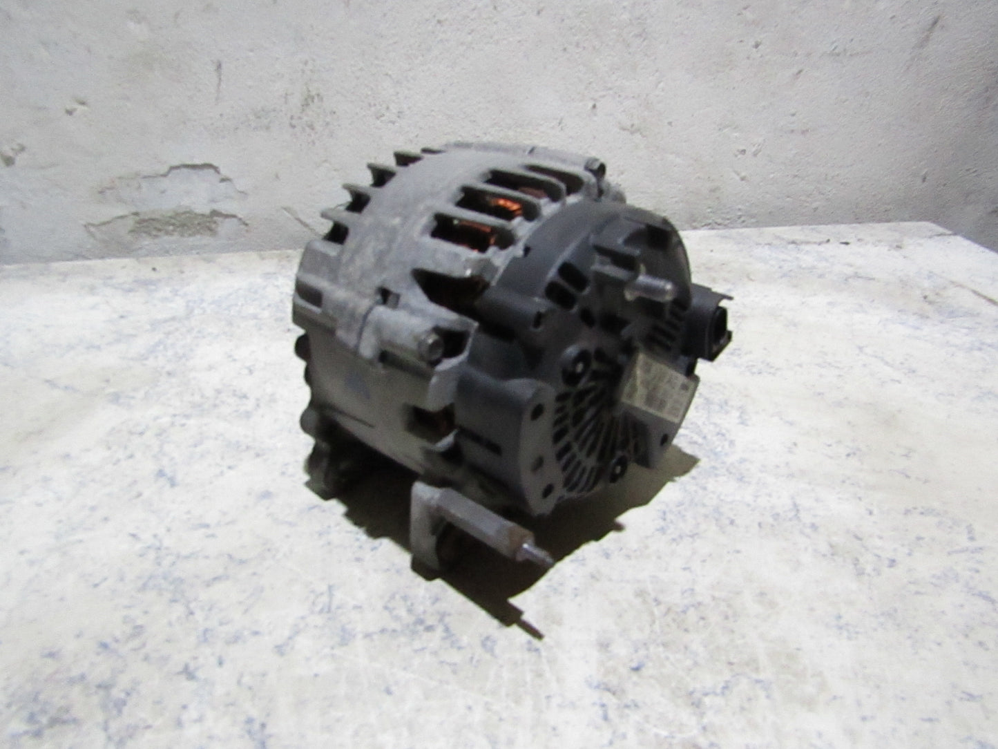 Lichtmaschine / Generator 03L903023A