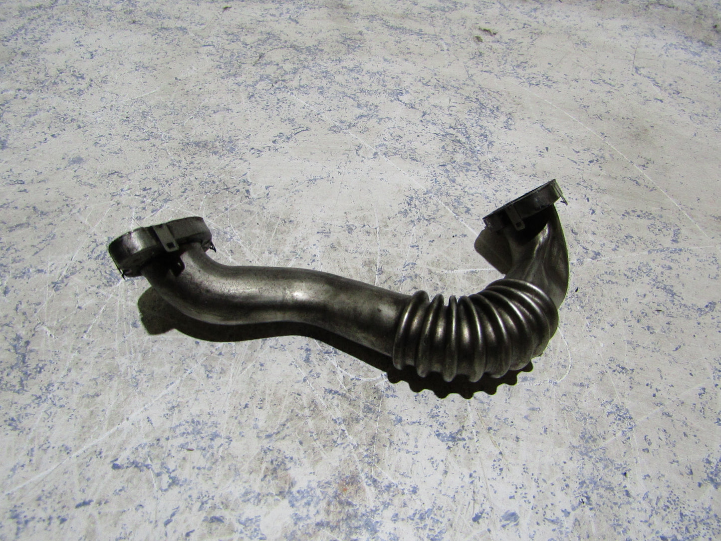 Abgasrohr AGR 2.0 TDI 143 PS CFFB 03P131521A