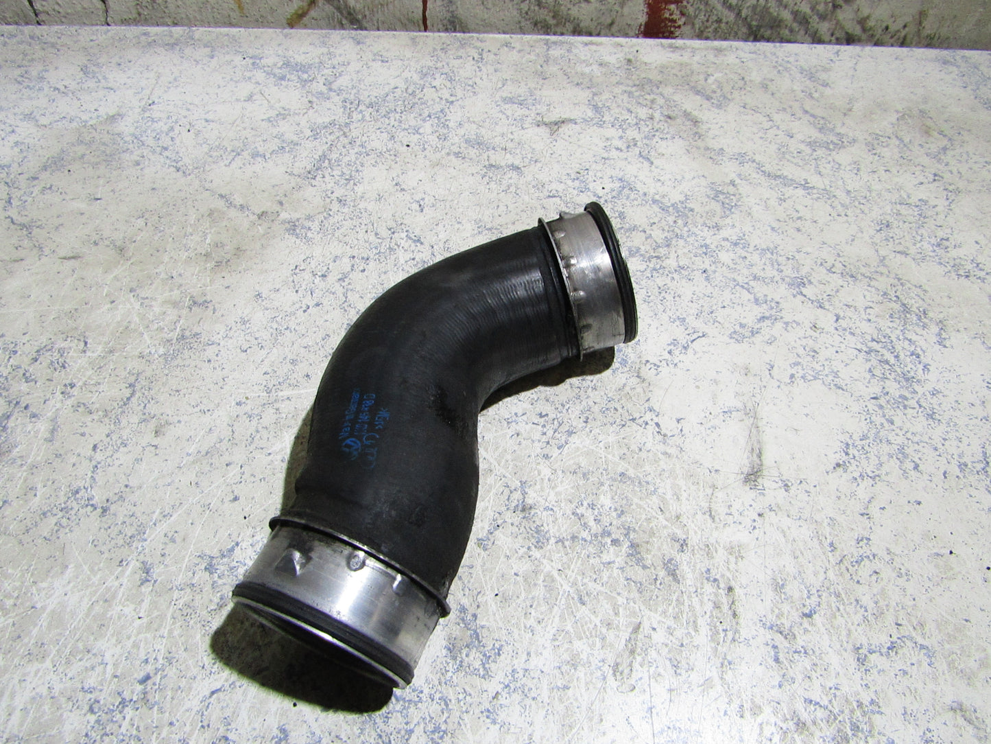 Ladeluftschlauch Audi A3 8p 1K0145838D