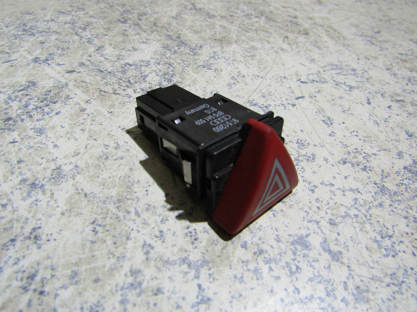 Warnblinkschalter Audi A3 8P 8P0941509