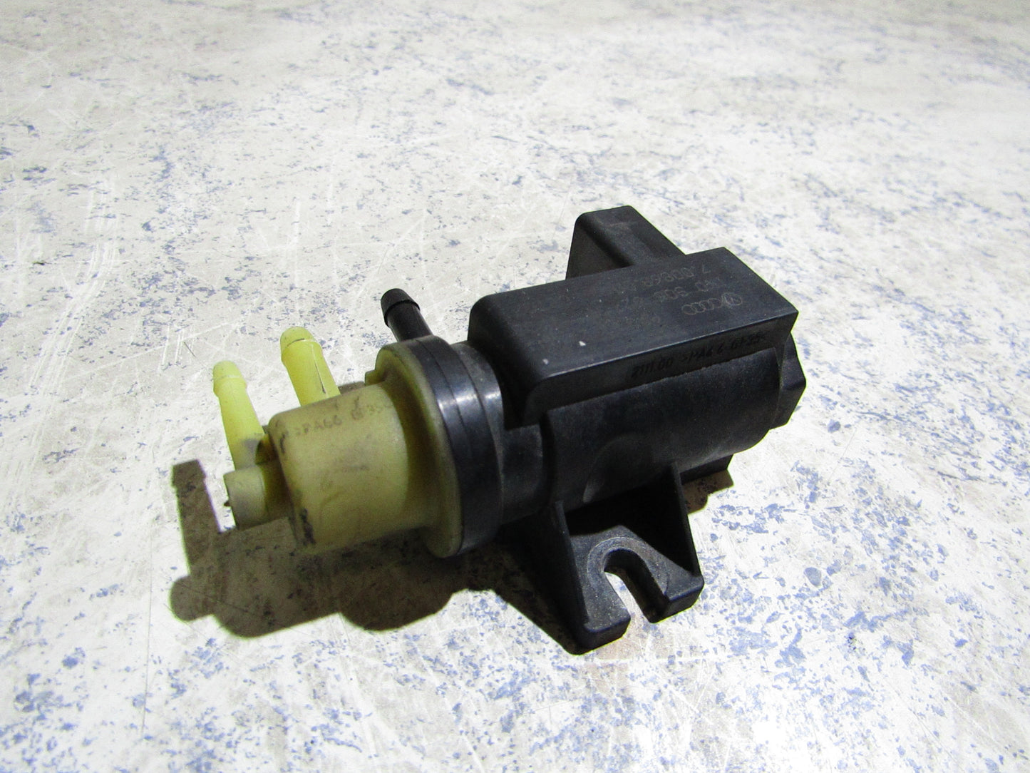 Magnetventil Umschaltventil Passend für mehrere VW und Audi Modelle 1K0906627A