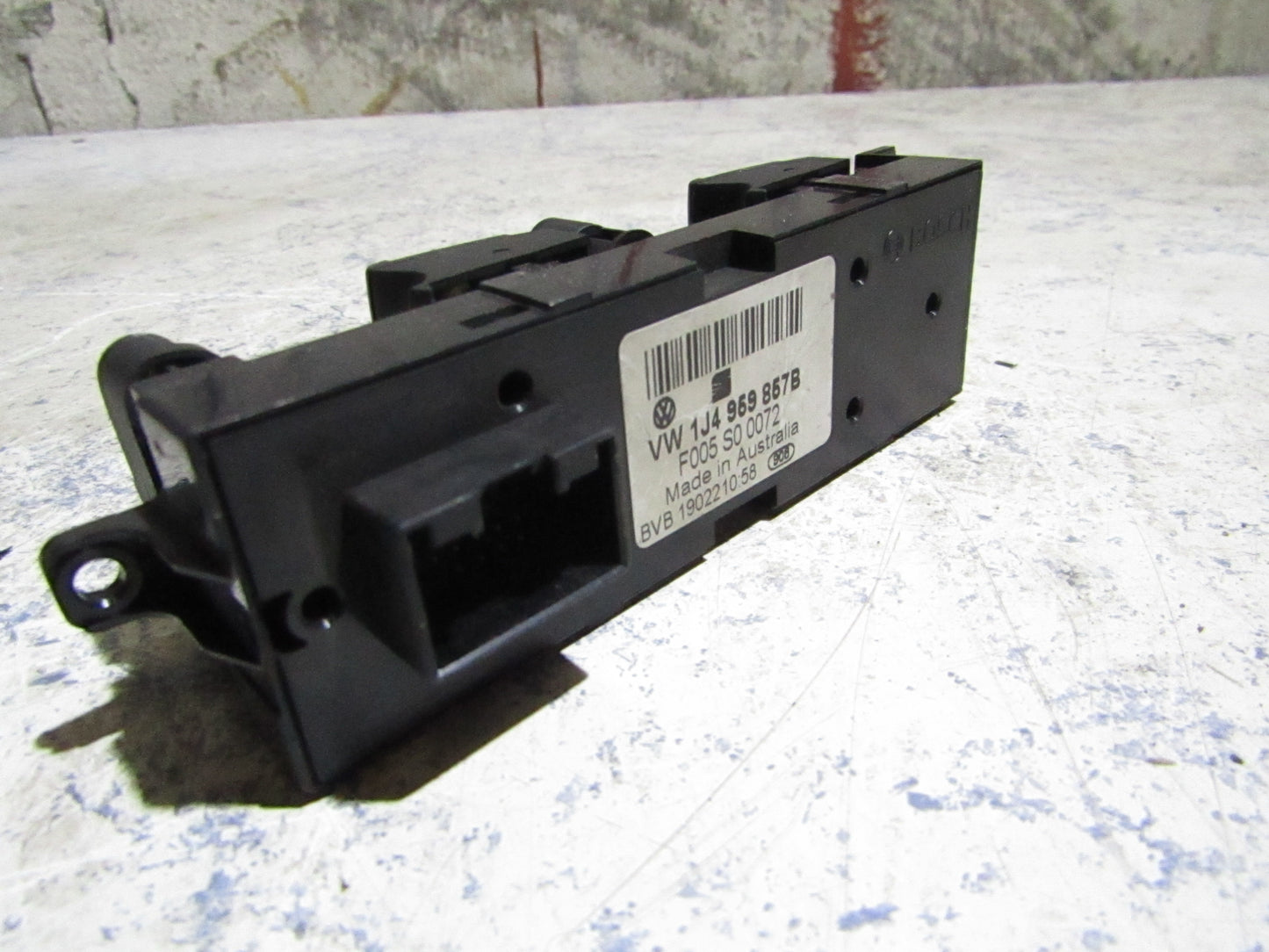Fensterheberschalter Fahrerseite VW Passat 3BG Bj. 2000-2005 1J4959857B