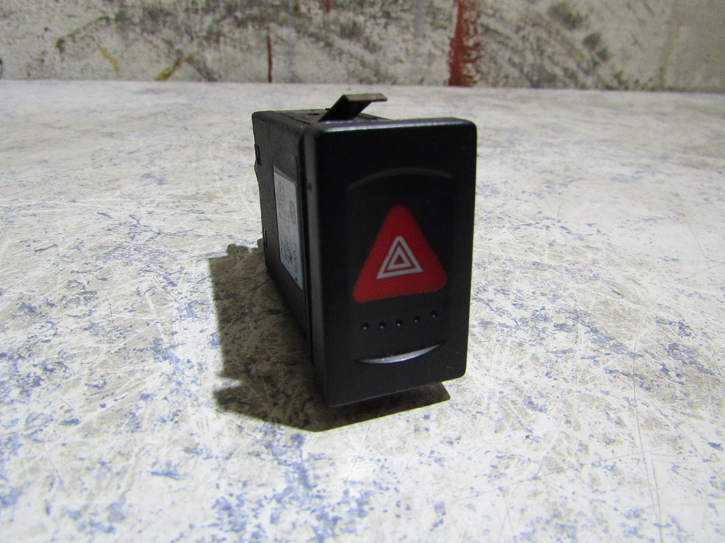 Warnblinkschalter VW Passat 3BG Bj.2000-2005 3B0953235D
