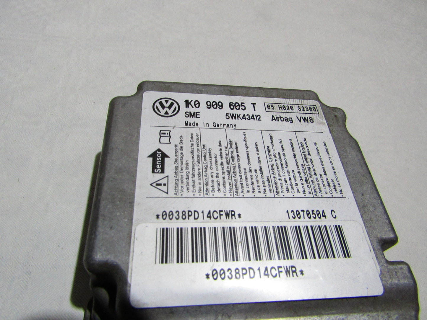 Airbagsteuergerät Golf 5 Plus Bj.2003-2010 1K0909605T