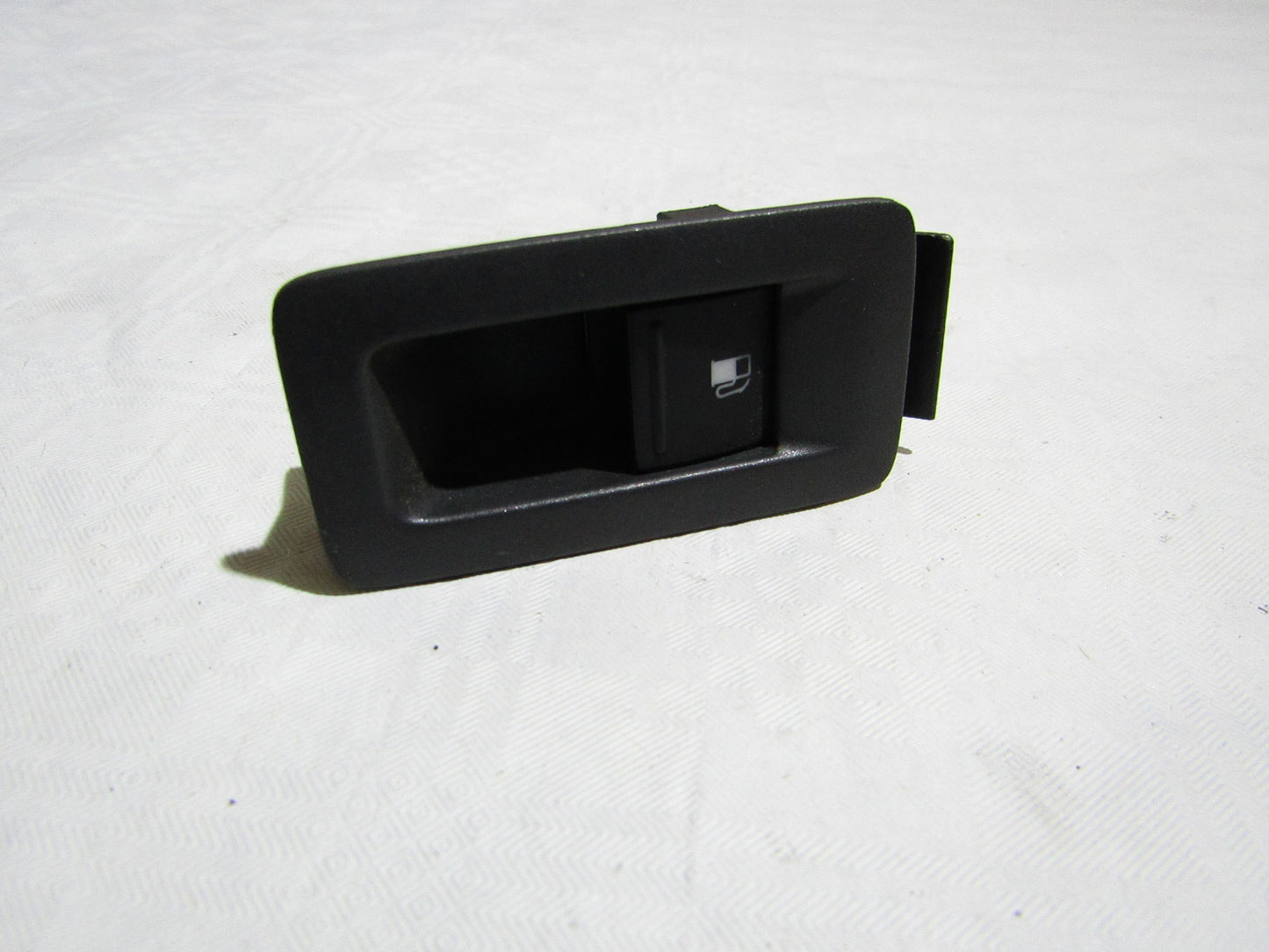 Schalter für Tanköffner VW Golf 5 Plus Bj.2003-2010 1T0959833A