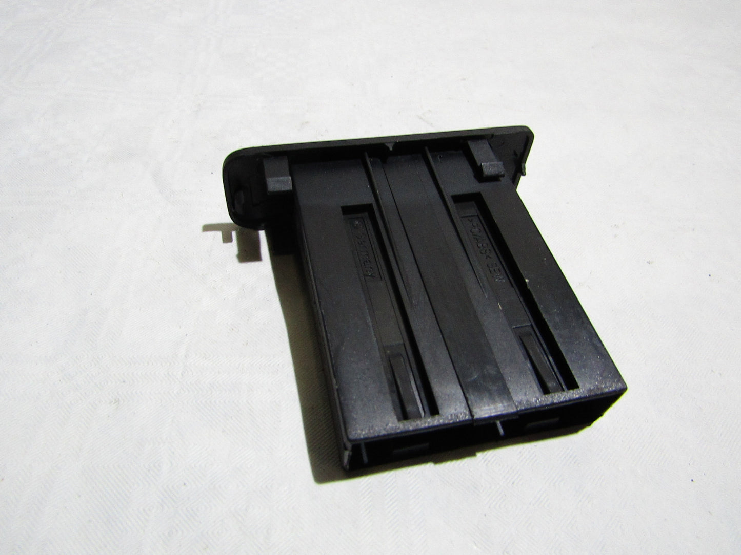 Münzhalter VW Golf 5 Plus Bj.2003-2010 5M0858373D