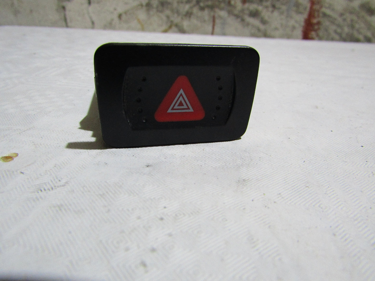 Warnblinkschalter VW Golf 4 / Bora Bj.1997-2008 1J0953235