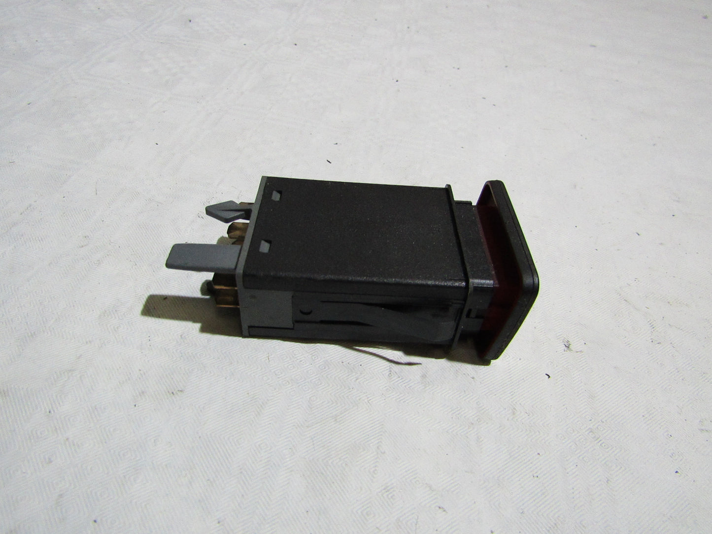 Warnblinkschalter VW Golf 4 / Bora Bj.1997-2008 1J0953235