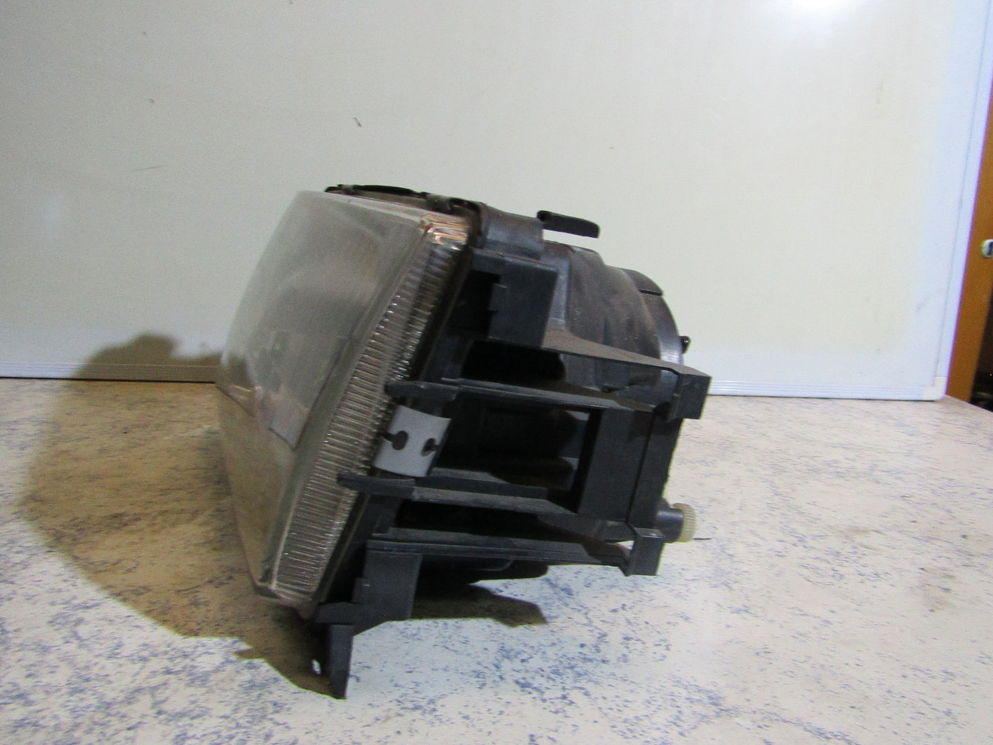 Scheinwerfer Halogen Audi 100 Type C3 Links
