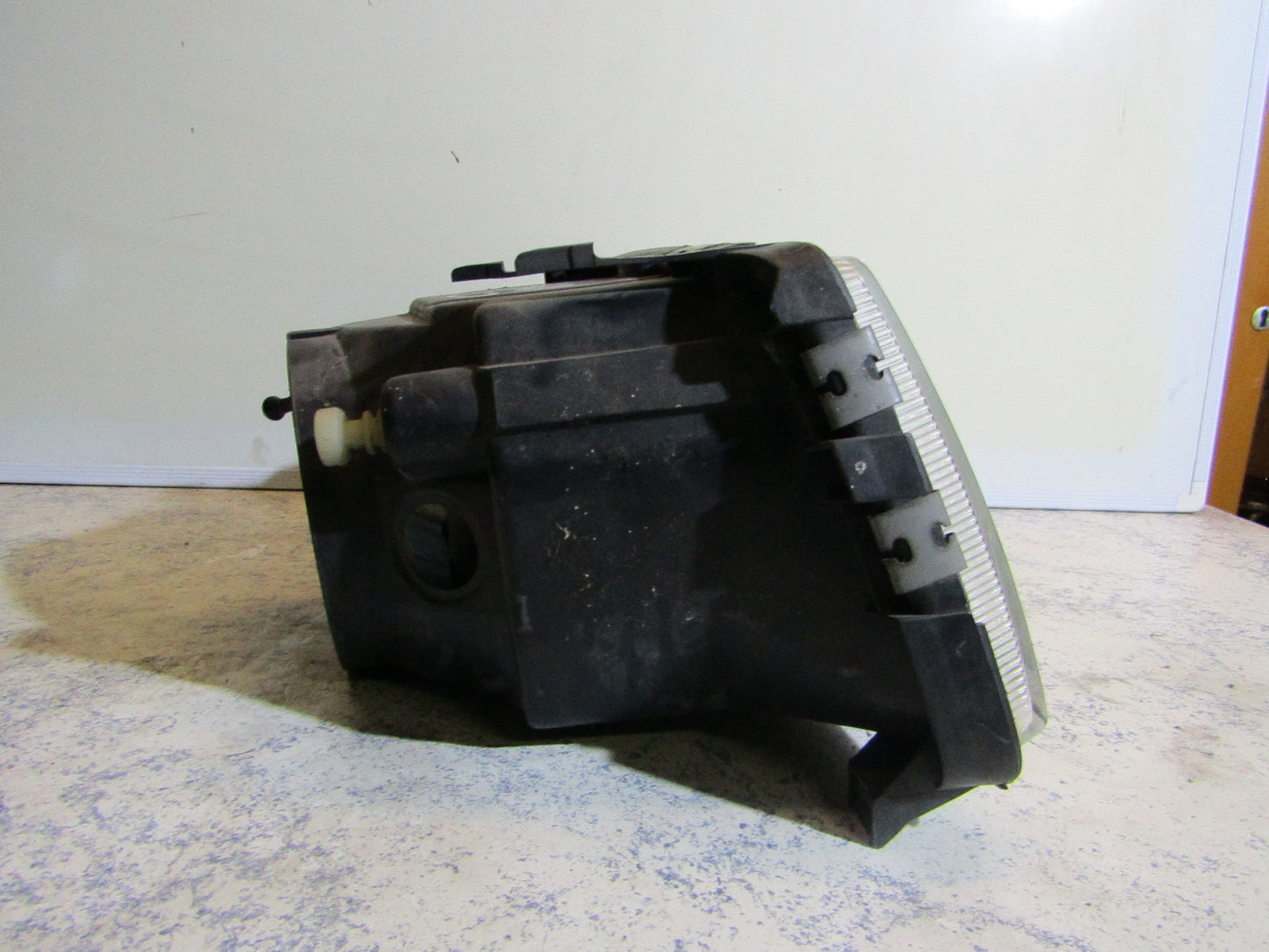Scheinwerfer Halogen Audi 100 Type C3 Links
