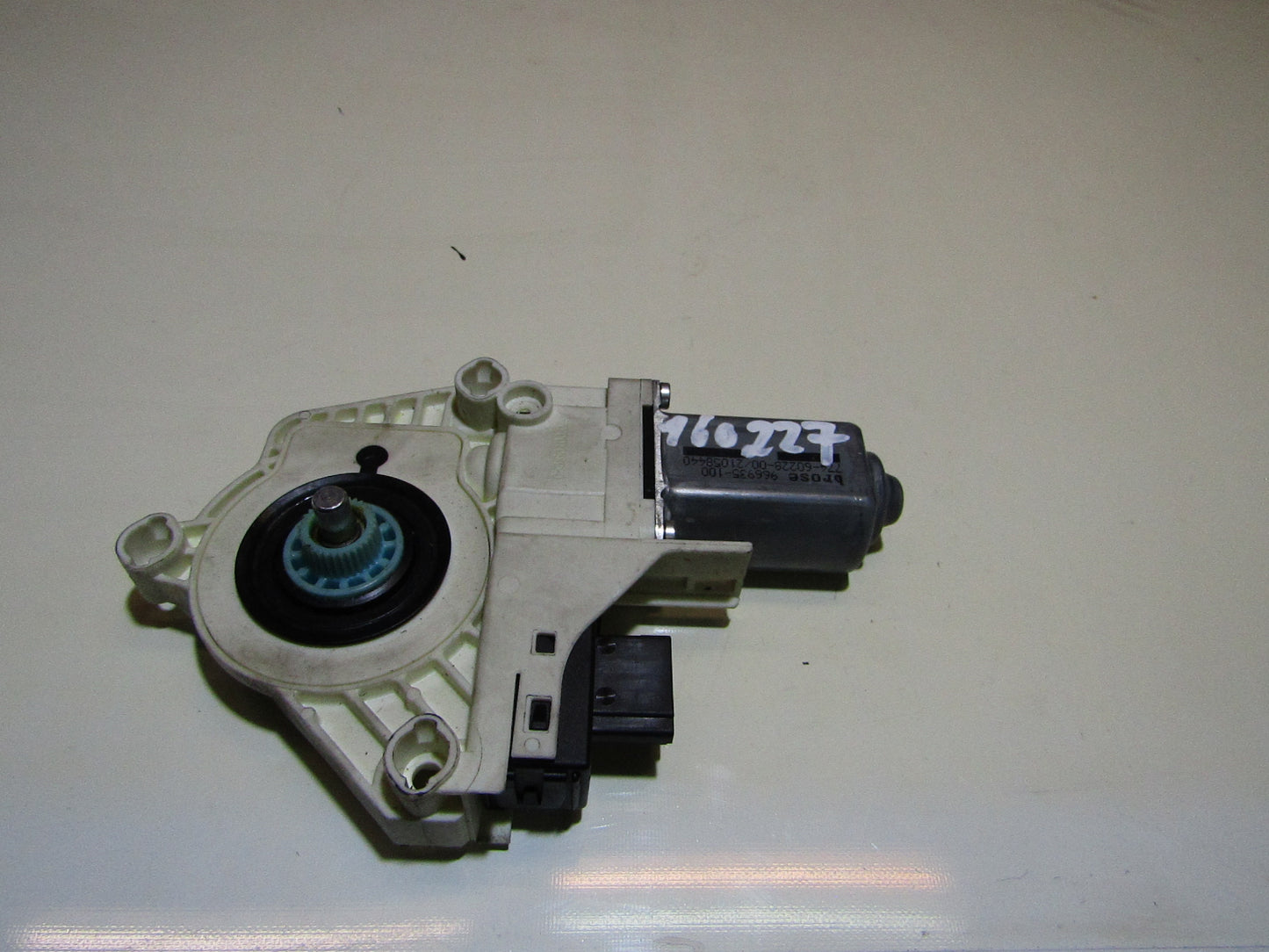 Fensterheber Motor Audi A4/S4 B8 Links vorne Bj 2007-2016 8K0959801