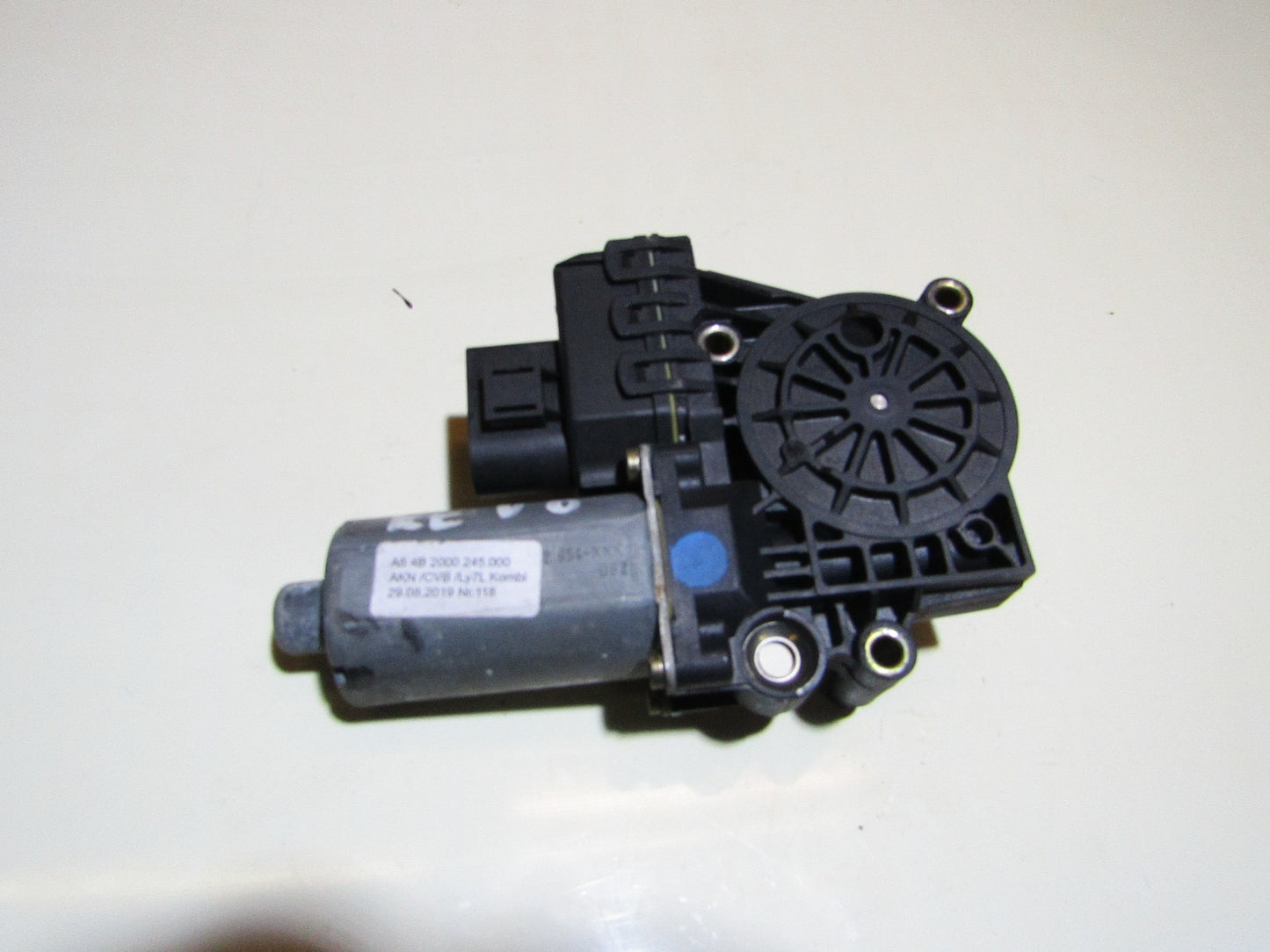 Fensterheber Motor Audi A6/S5 4B/C5 Allroad Bj 1997-2005 Rechts vorne 0130821774