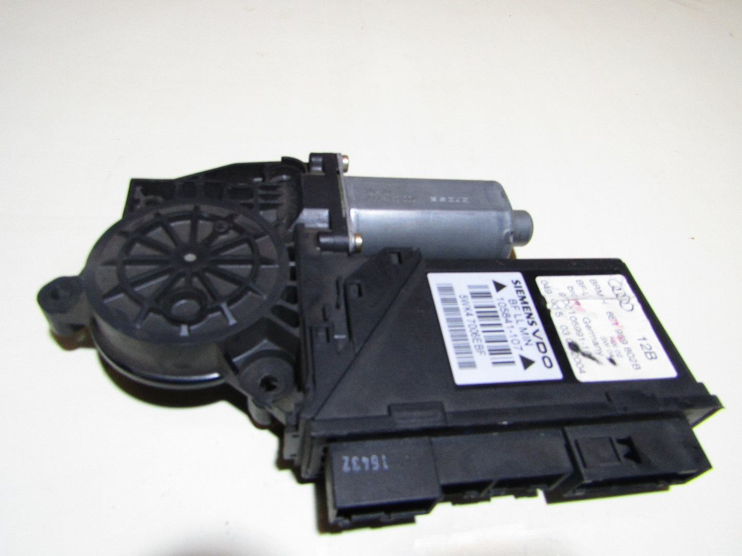 Fensterheber Motor Audi A4/S4 B6 Bj 2000-2005 Rechts vorne