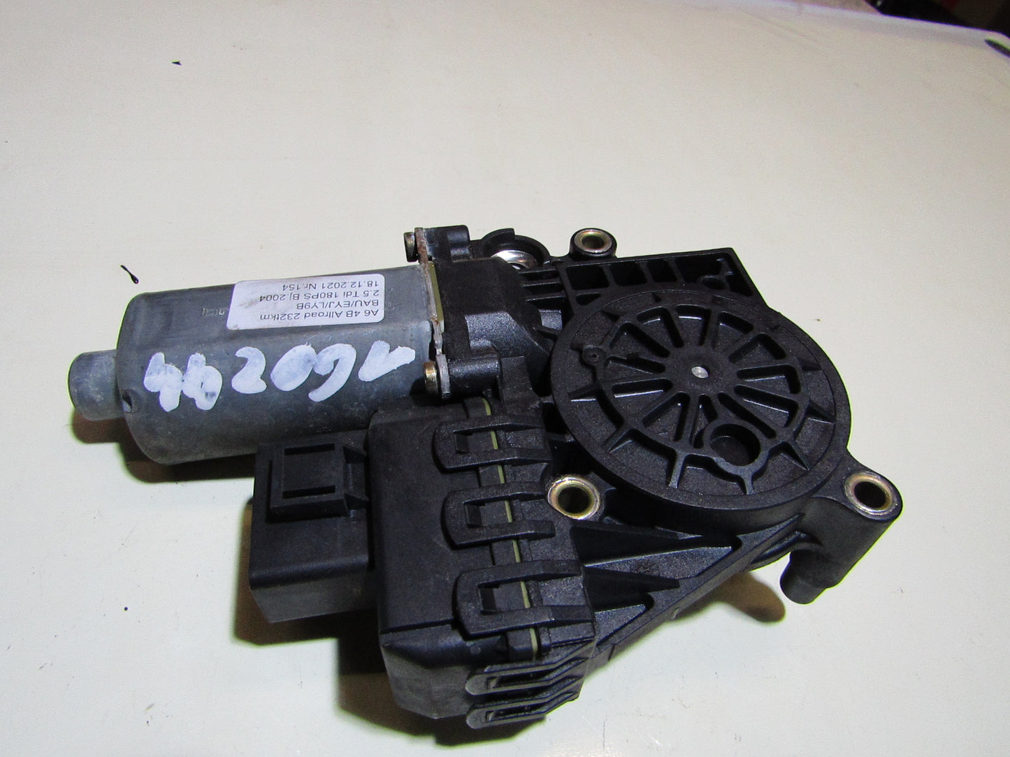 Fensterheber Motor Audi A6/S6 4B/C5 Allroad Bj 1997-2005 Rechts hinten 4B0959802B