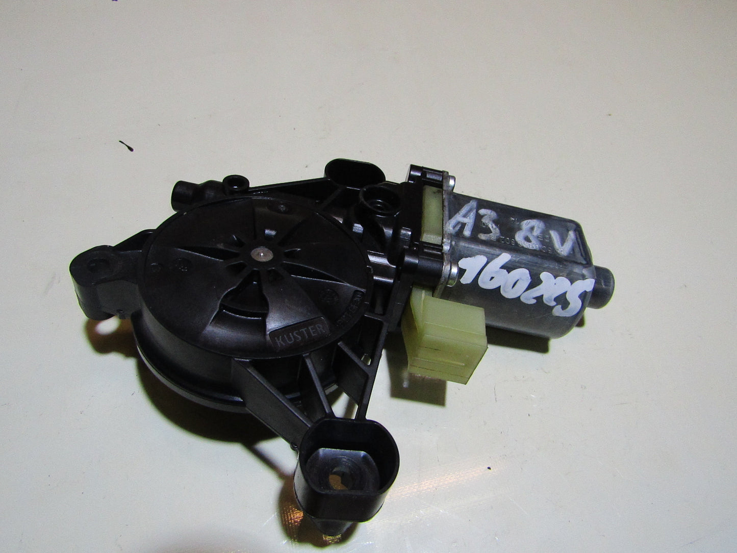 Fensterheber Motor Audi A3/S3 8V Links vorne Bj 2012-2020