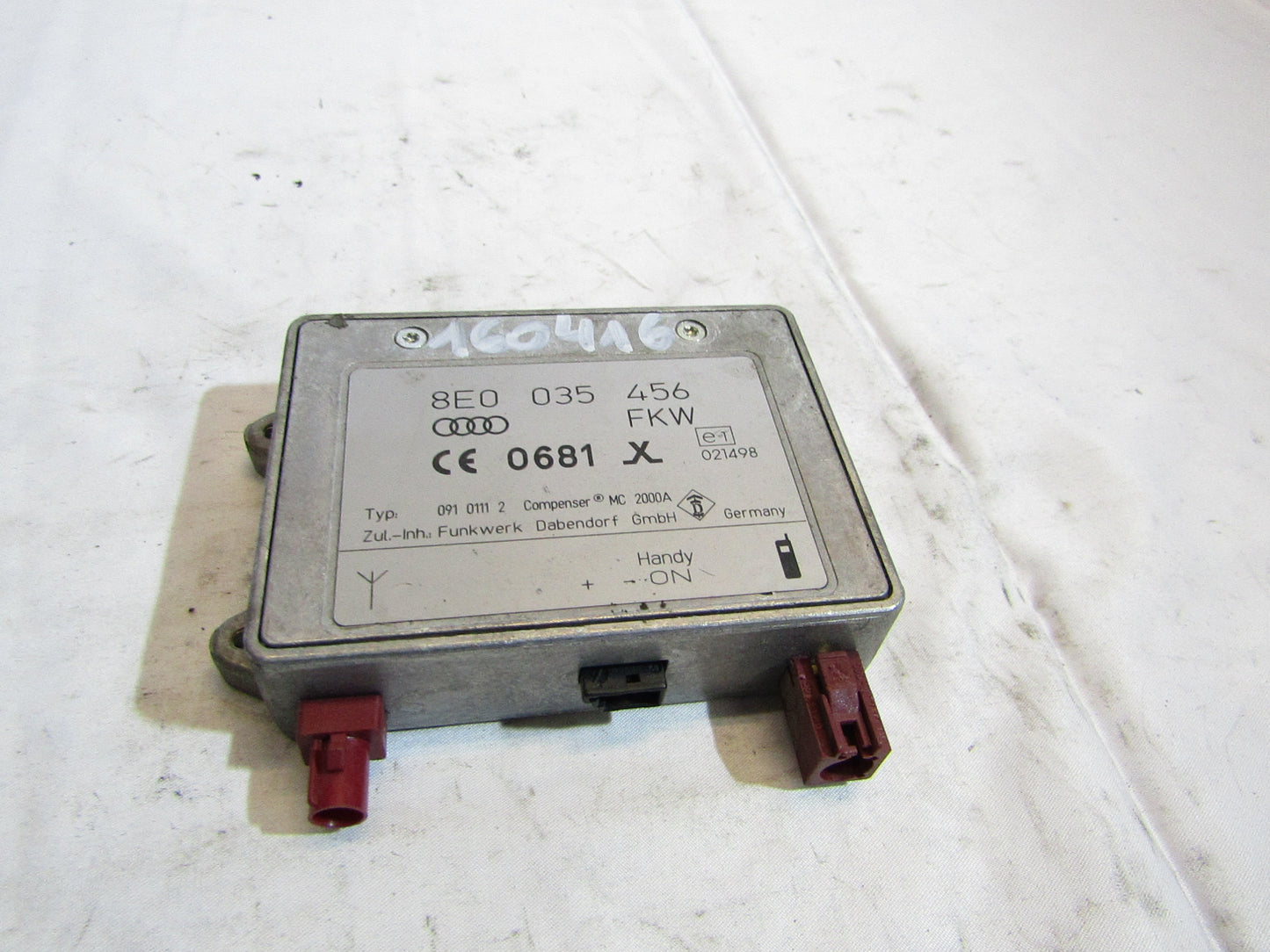 Antennenverstärker Audi 8E0035456