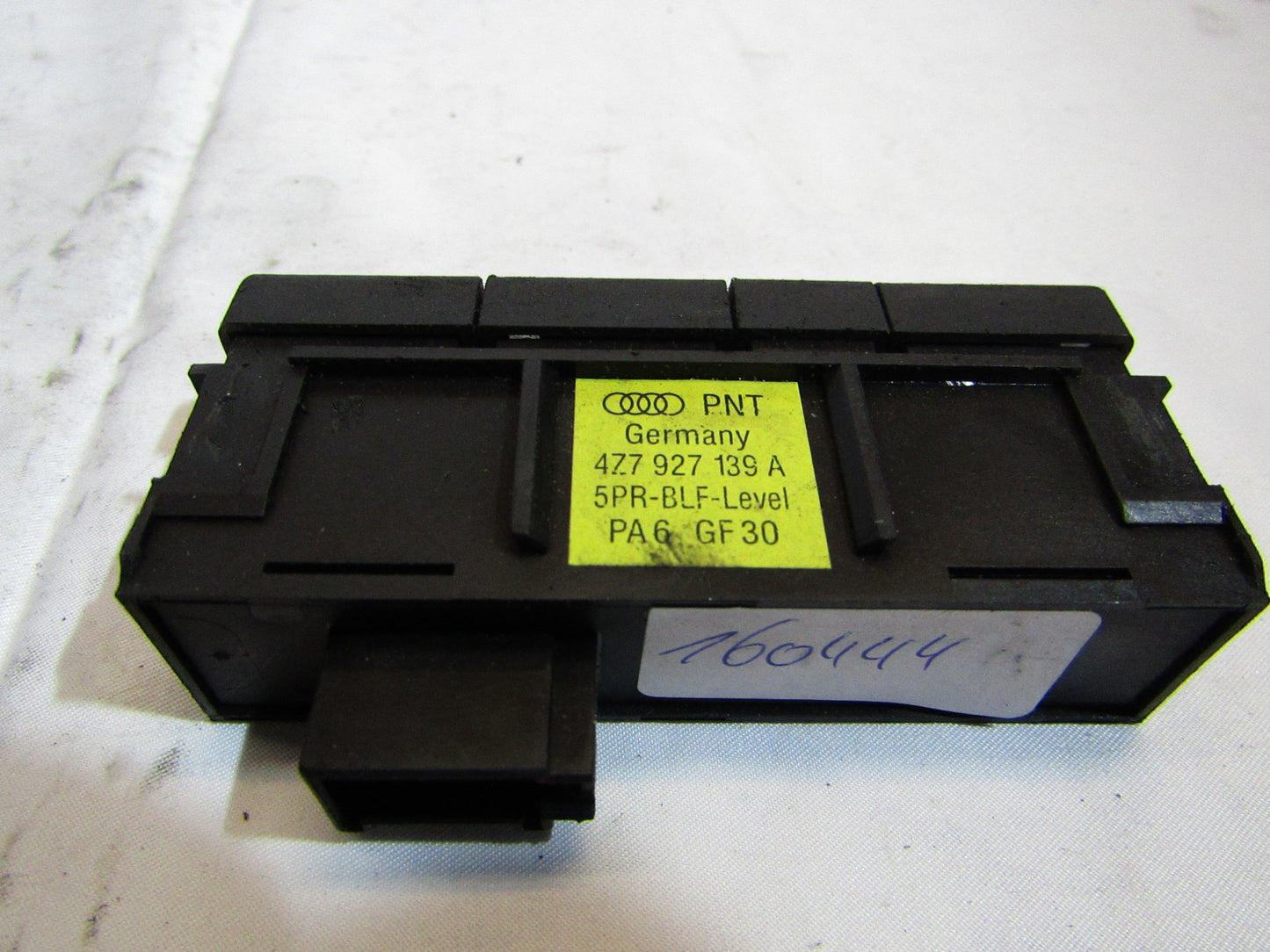 Luftfahrwerk Level Schalter Audi A6/S5 4B/C5 Allroad Bj 1997-2005 4Z7927139A