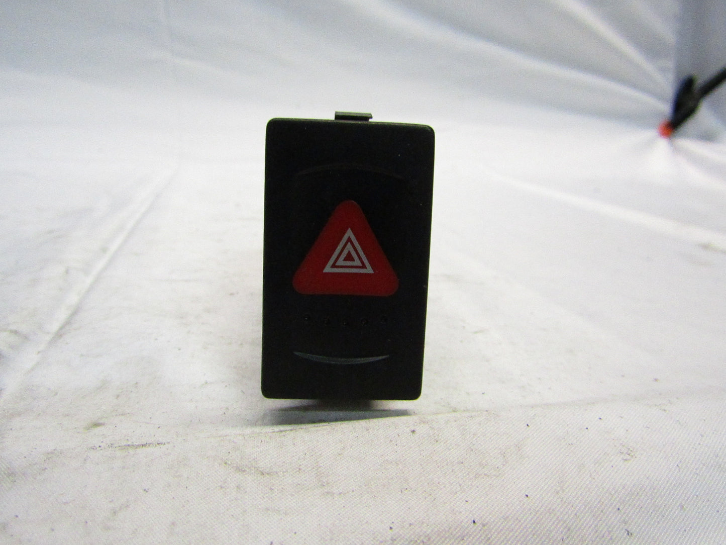 Warnblinker Schalter VW Passat 3BG Bj 2000-2005 3B0935235B