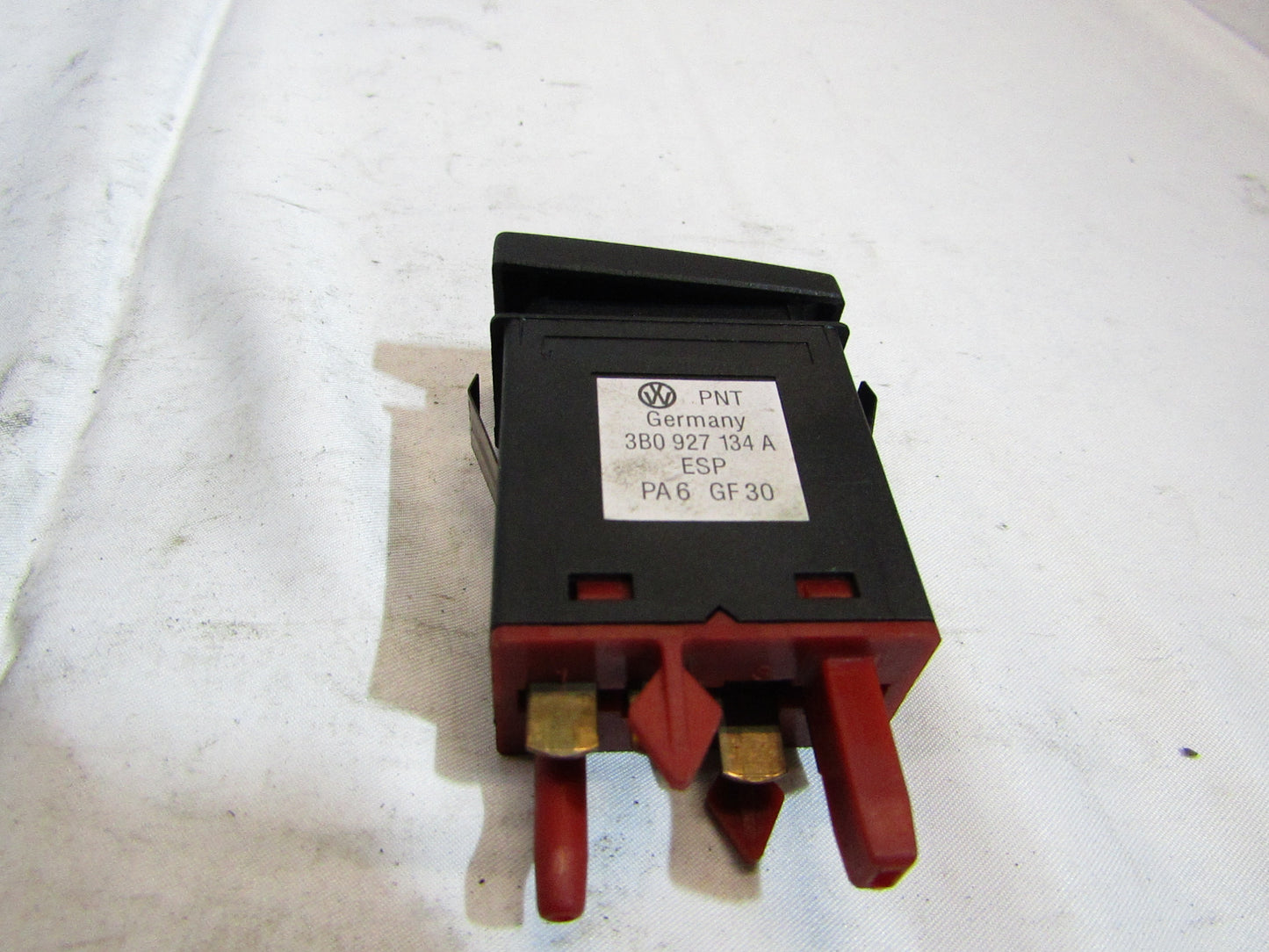 ESP Schalter VW Passat 3BG Bj 2000-2005 3B0927134A