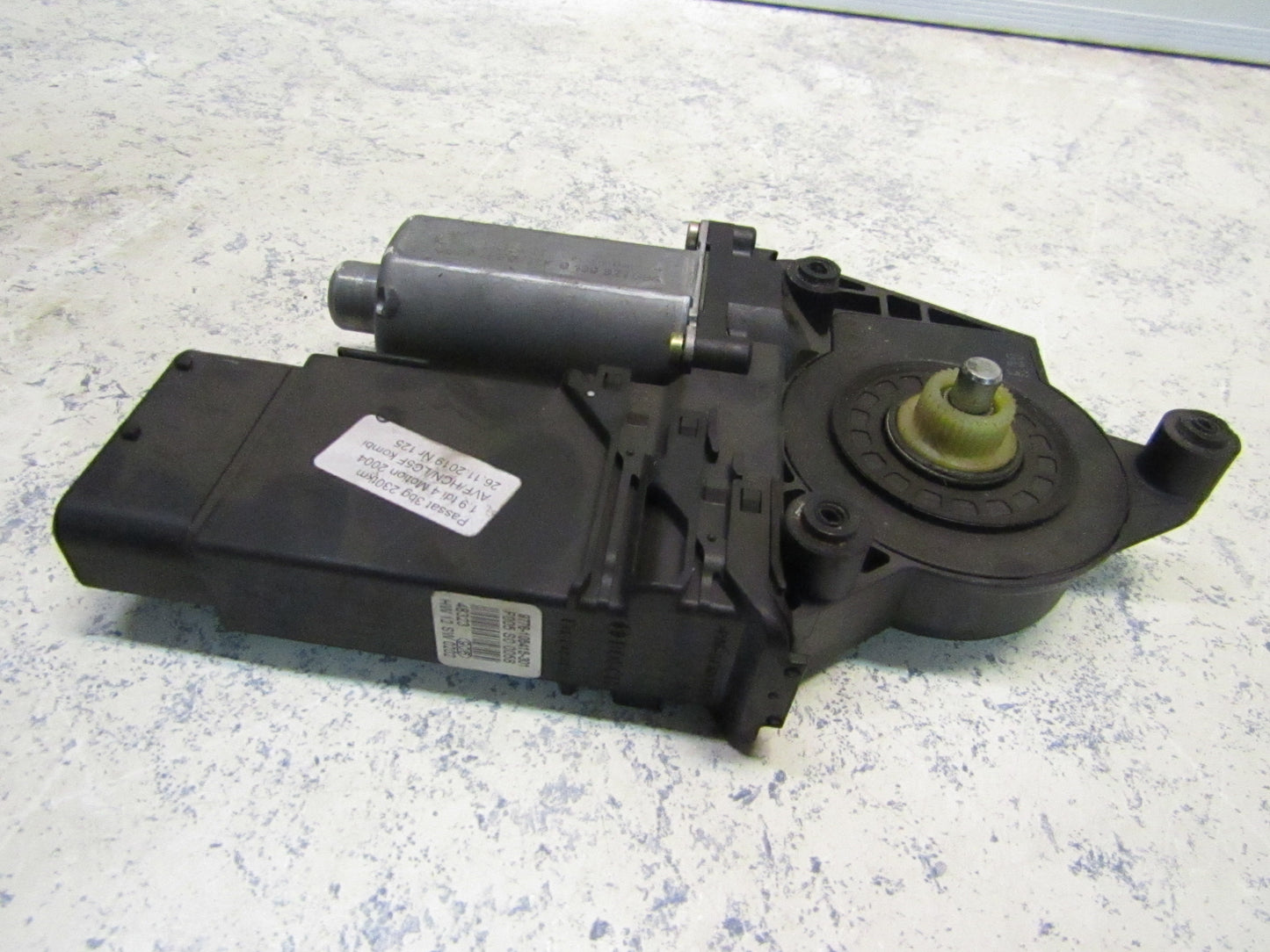 Fensterhebermotor 3B4837752MS