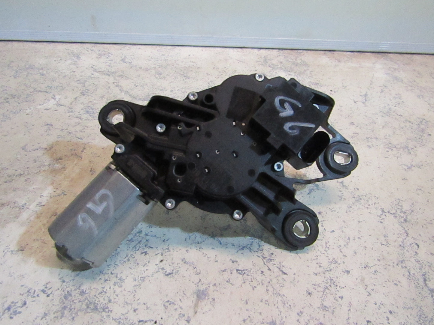 Heckscheibenwischermotor 5K6955711A