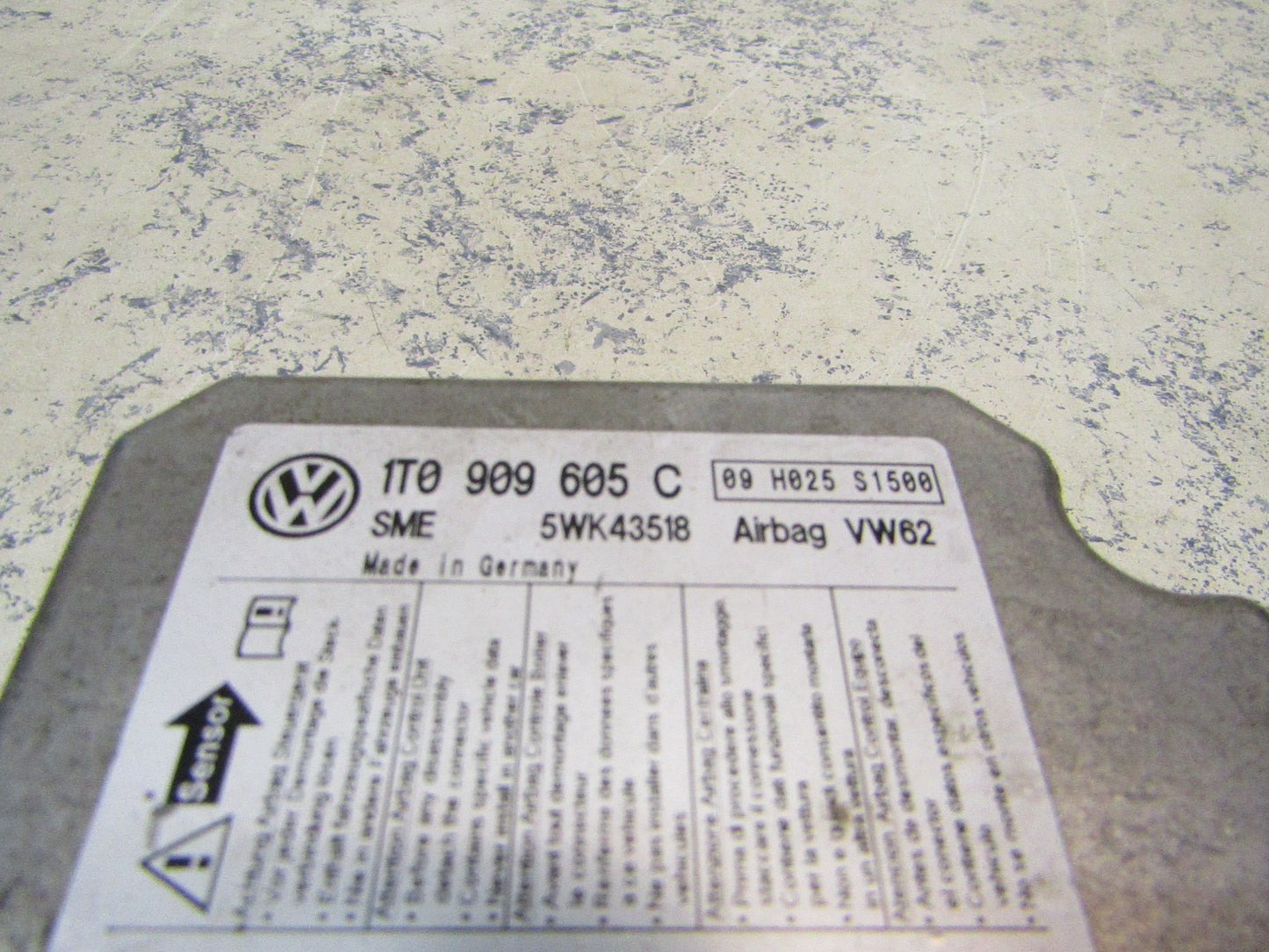Airbag Steuergerät 1T0909605C