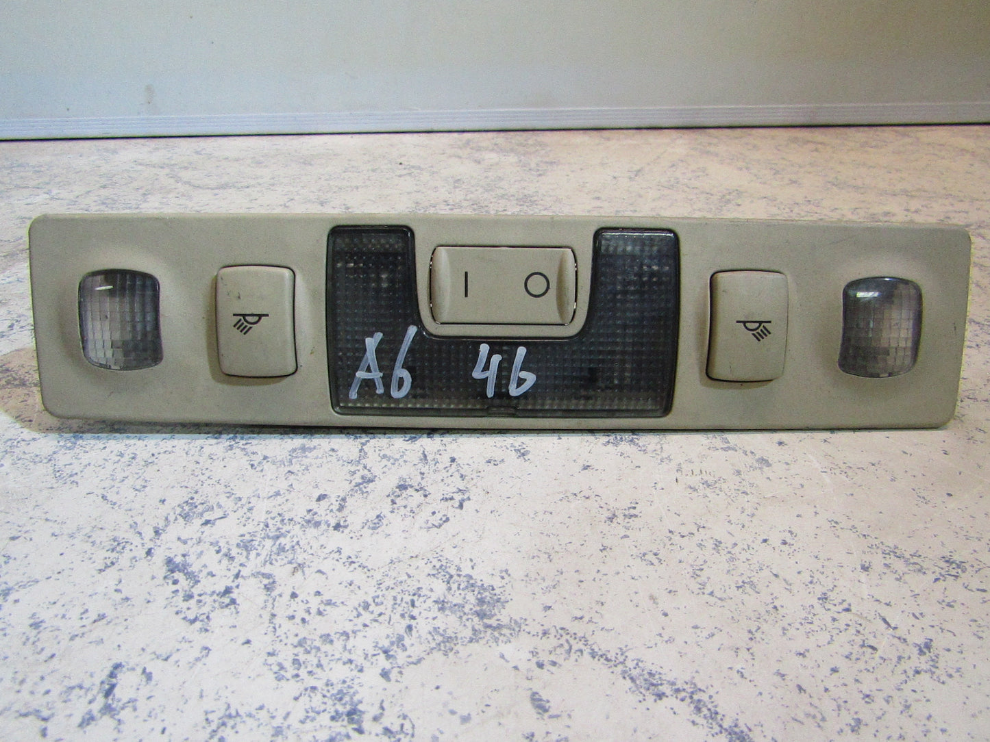 Innenraumleuchte 4B0947111