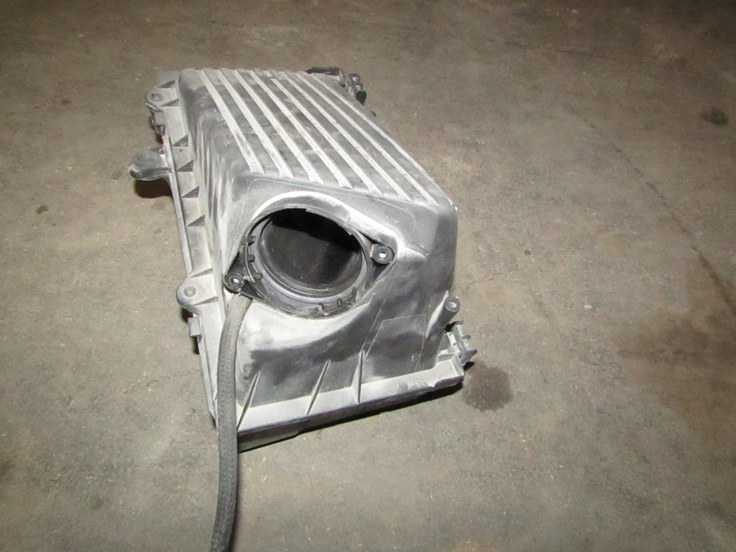 Luftfilterkasten 1J0183