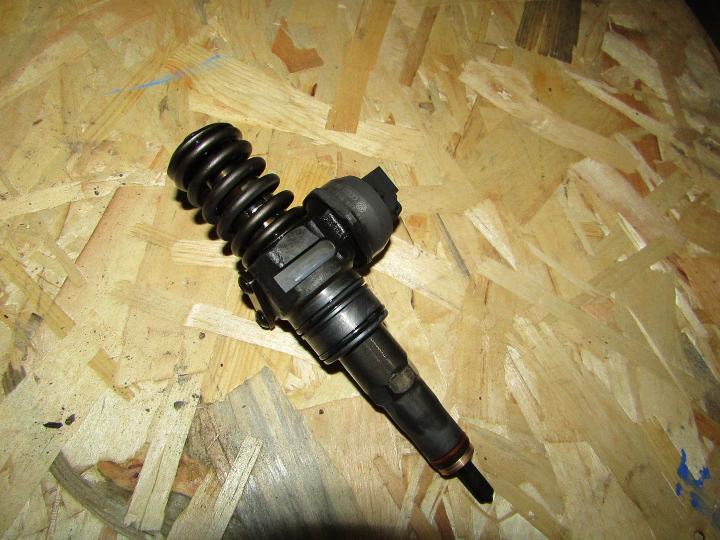 Einspritzdüse Pumpedüse Einheit 038 130 073 AG