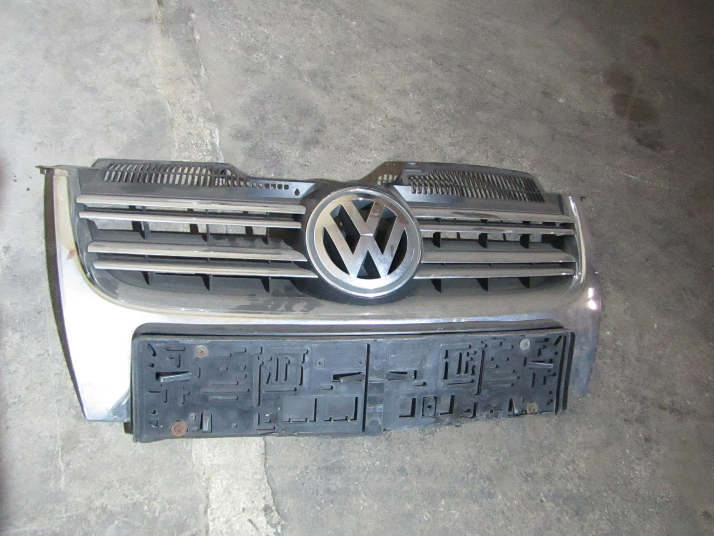 Kühlergrill 1K5853651