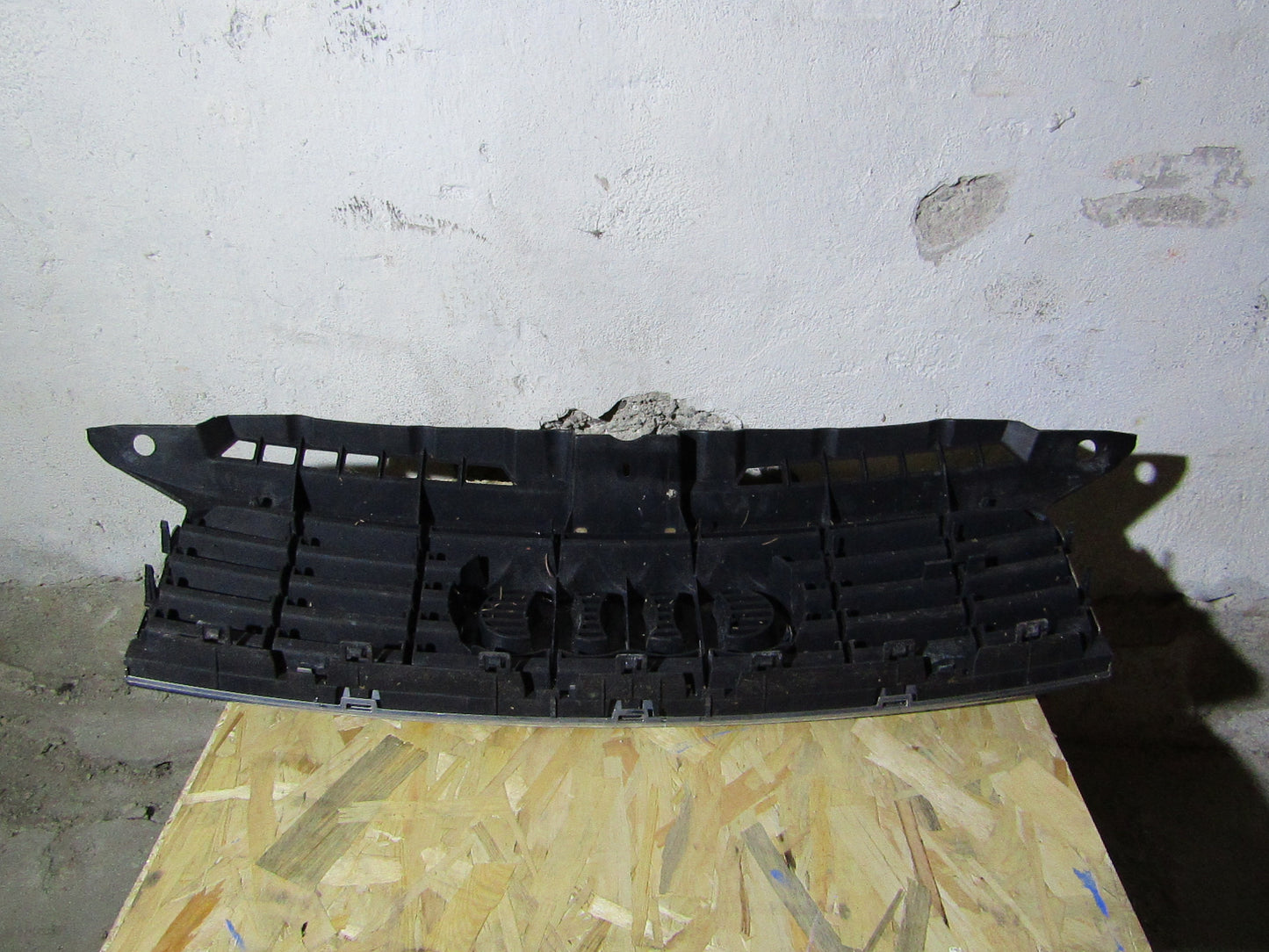 Kühlergrill 8P3853651