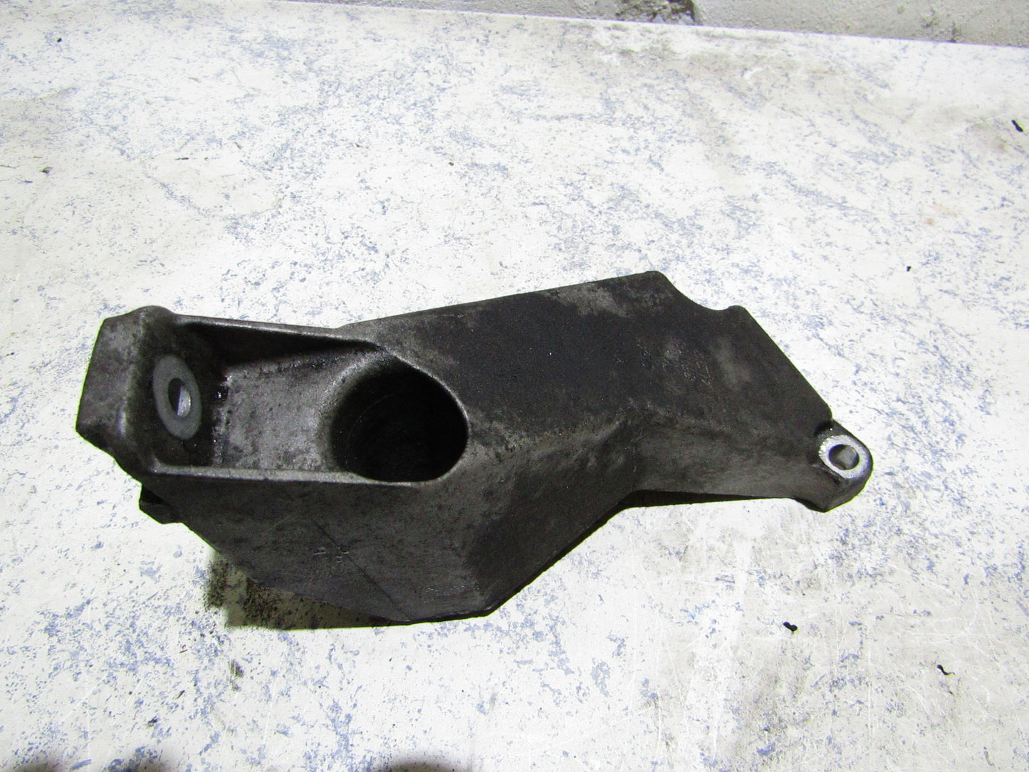 Halterung Motorlager Audi A4 B6 8E0199307A