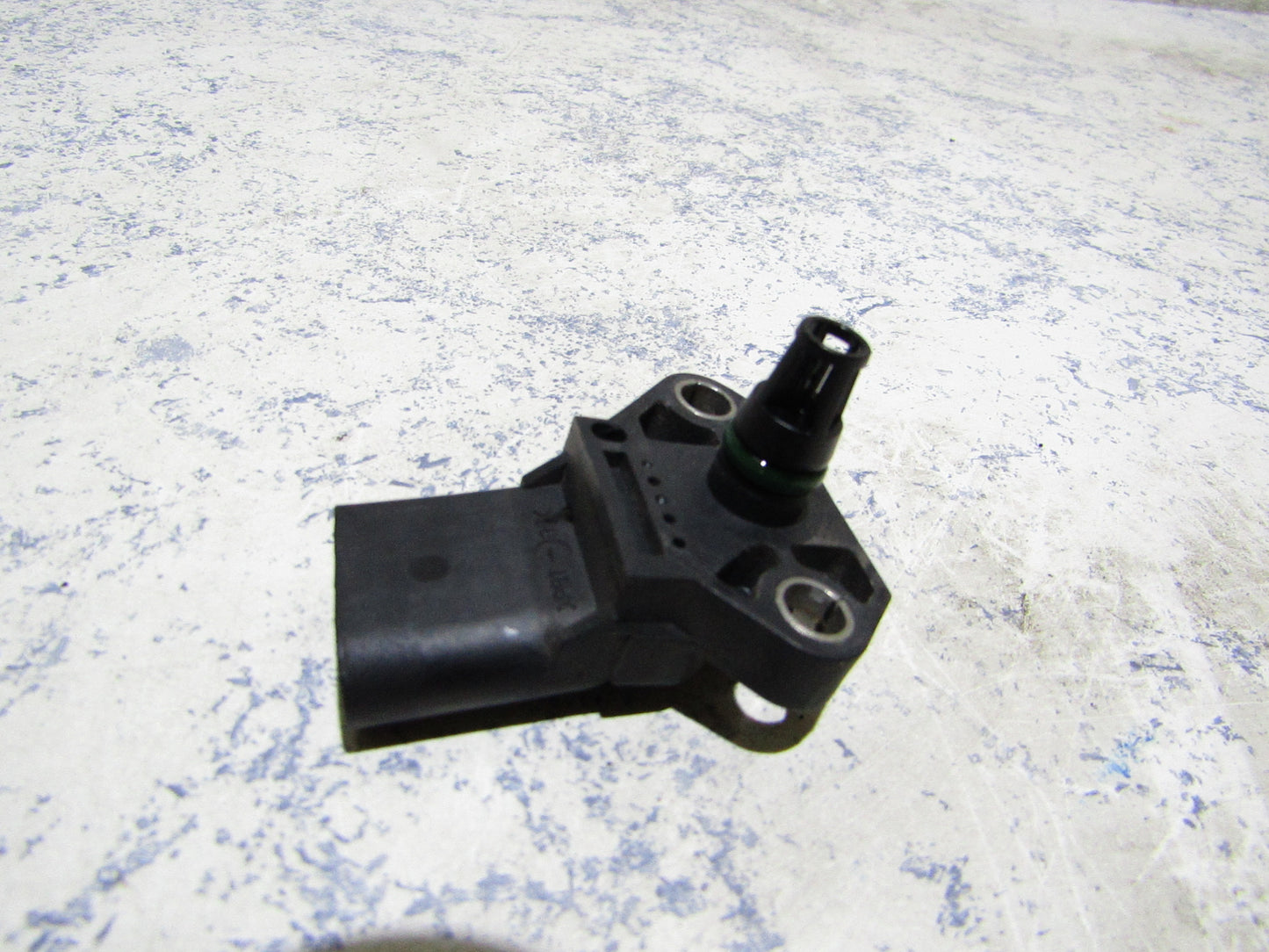 Saugrohrsensor Audi A4 B6 038906051B