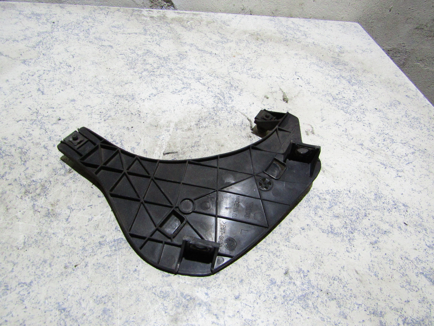 Halterung für Scheinwerfer links Audi A4 B6