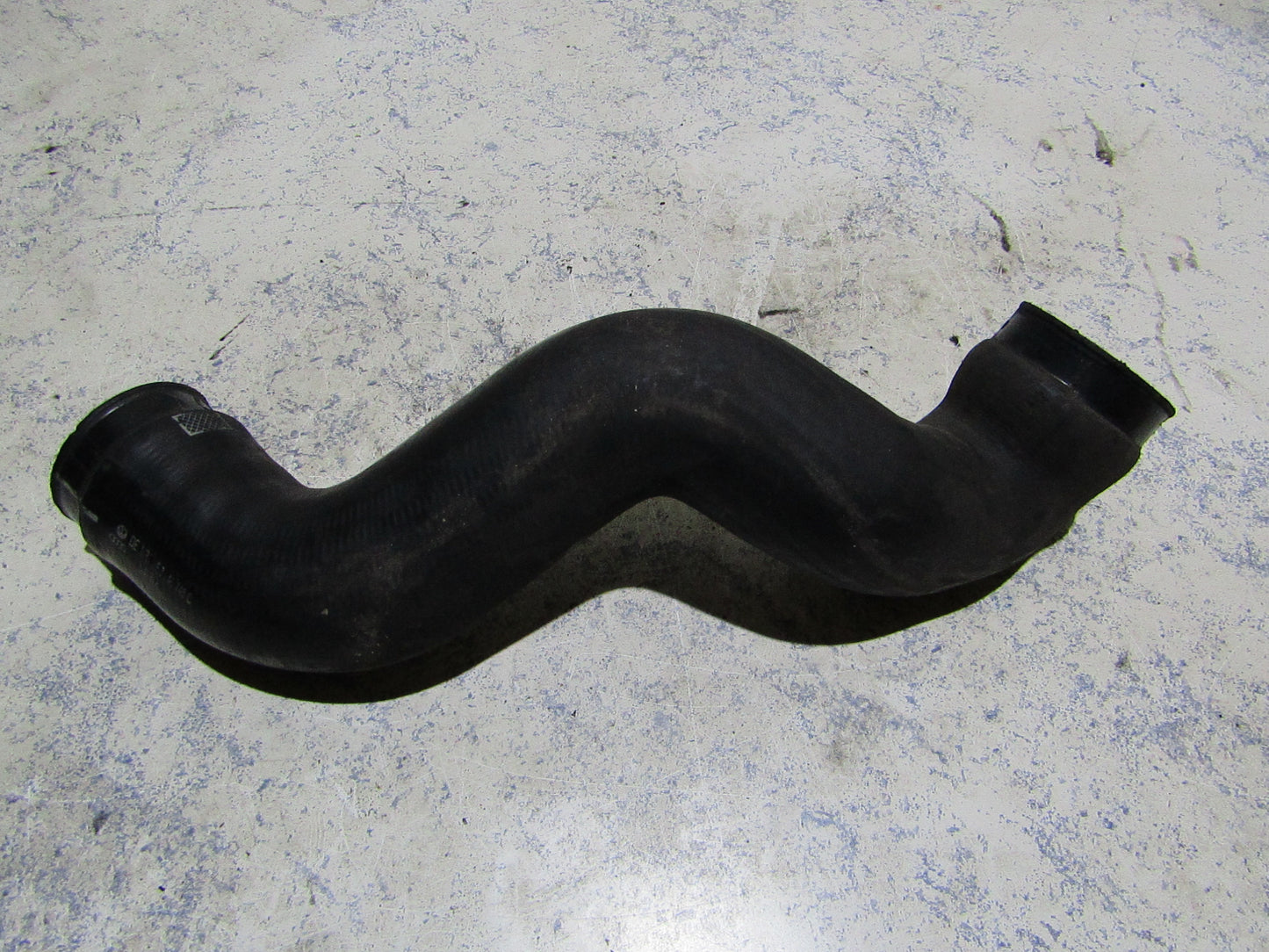 Ladeluftschlauch Audi A4 B6 8E0145745C