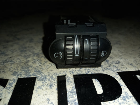 Schalter für Leuchtweitenregulierung VW Golf 5 BJ 2003-2010 1K0941333