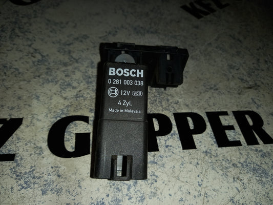 Steuergerät Glühzeit VW Golf 5 BJ 2003-2010 0281003038